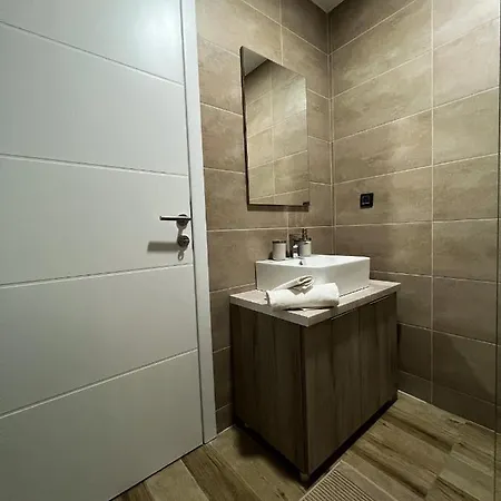 Milmari Golden N Lux 62