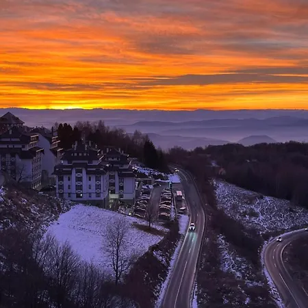 Apartament Milmari Golden N Lux 62 *