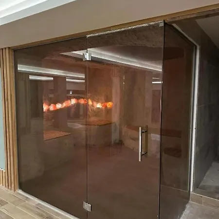 Apartament Milmari Golden N Lux 62 *