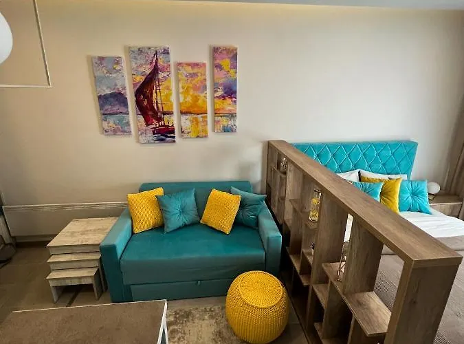 Milmari Golden N Lux 62 Апартаменты