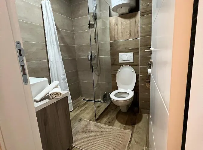 Milmari Golden N Lux 62 Апартаменты *