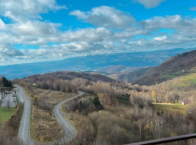 Milmari Golden N Lux 62 Апартаменты